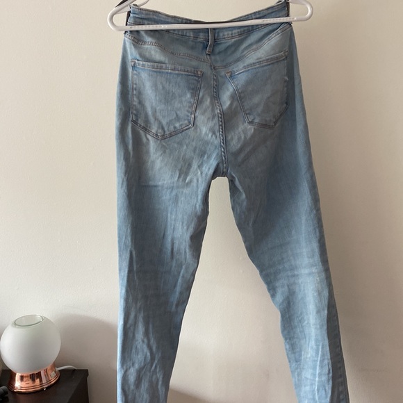 Jeans - Picture 3 of 4